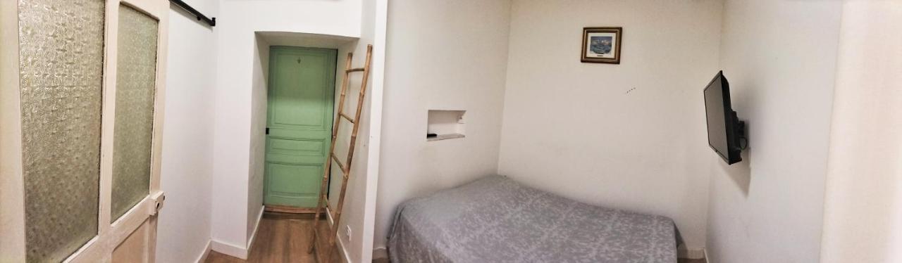 אורנג' Joli Logement Centre Ville Avec Clim מראה חיצוני תמונה