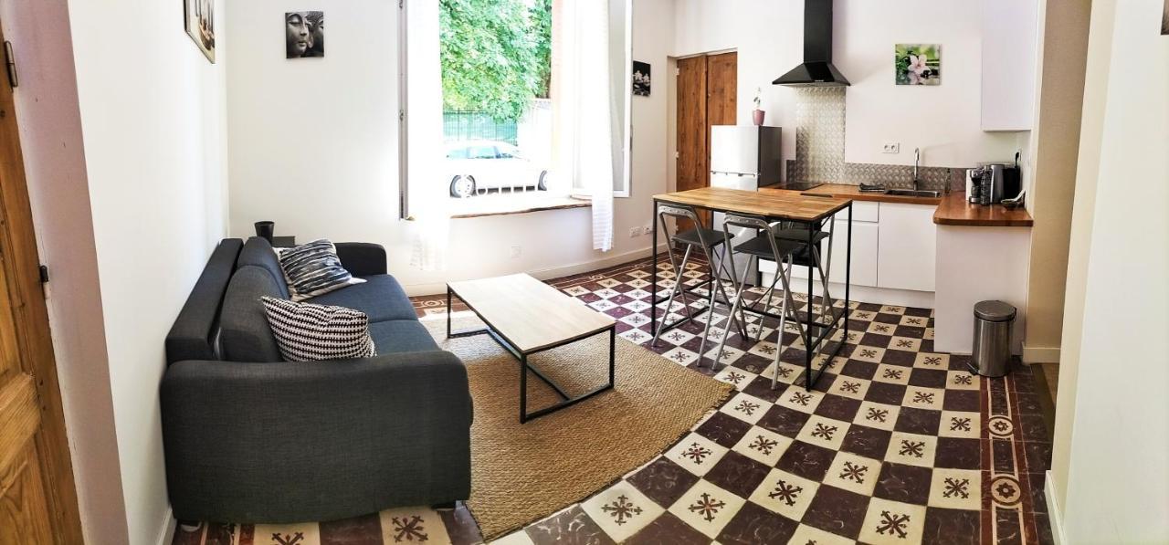 אורנג' Joli Logement Centre Ville Avec Clim מראה חיצוני תמונה